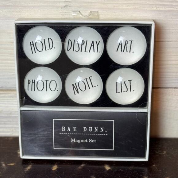 Rae‎ Dunn Art Magnet Set - Picture 1 of 1